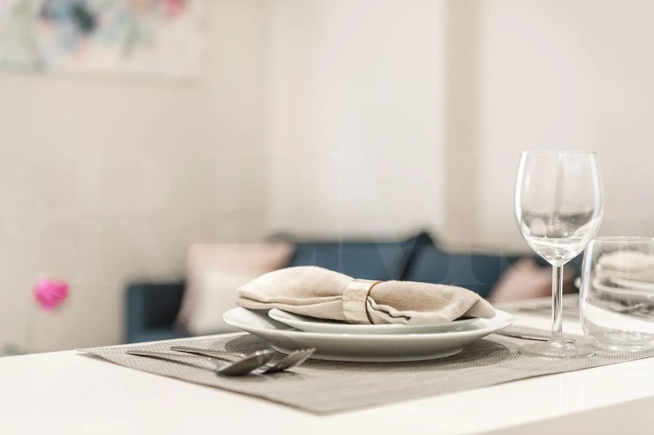 Cozy Apartment With Parking In The Center By Rems Málaga 0*,  España